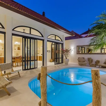 Villa Saleya With Jacuzzi Canggu  Bagian luar foto