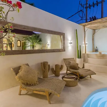 Villa Saleya With Jacuzzi Canggu  Bagian luar foto