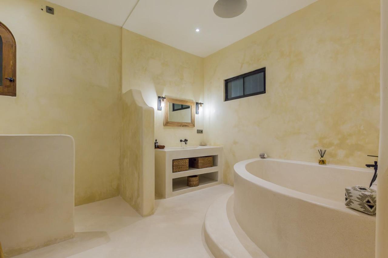 Saleya With Jacuzzi *